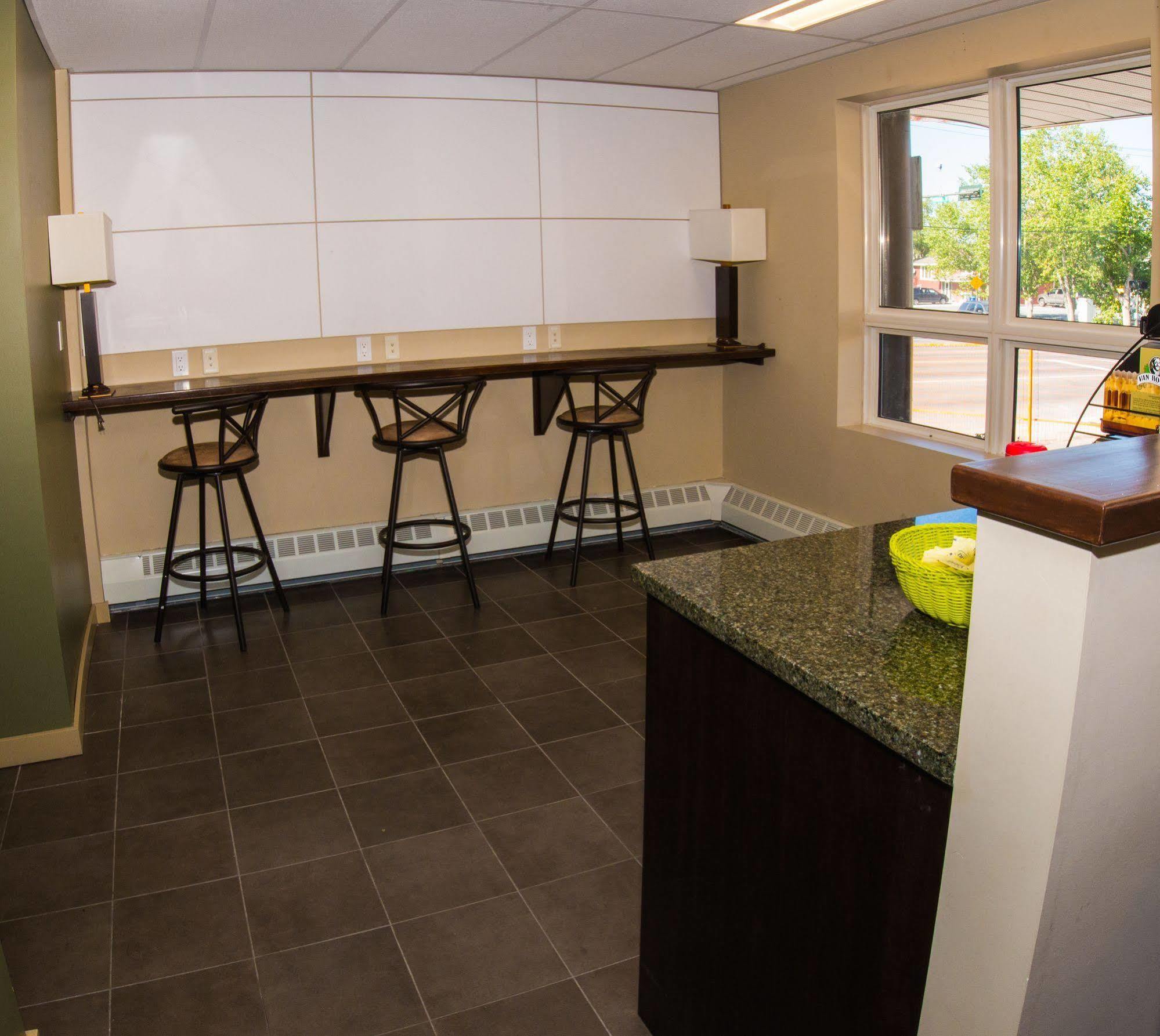 Capital Suites Yellowknife Εξωτερικό φωτογραφία