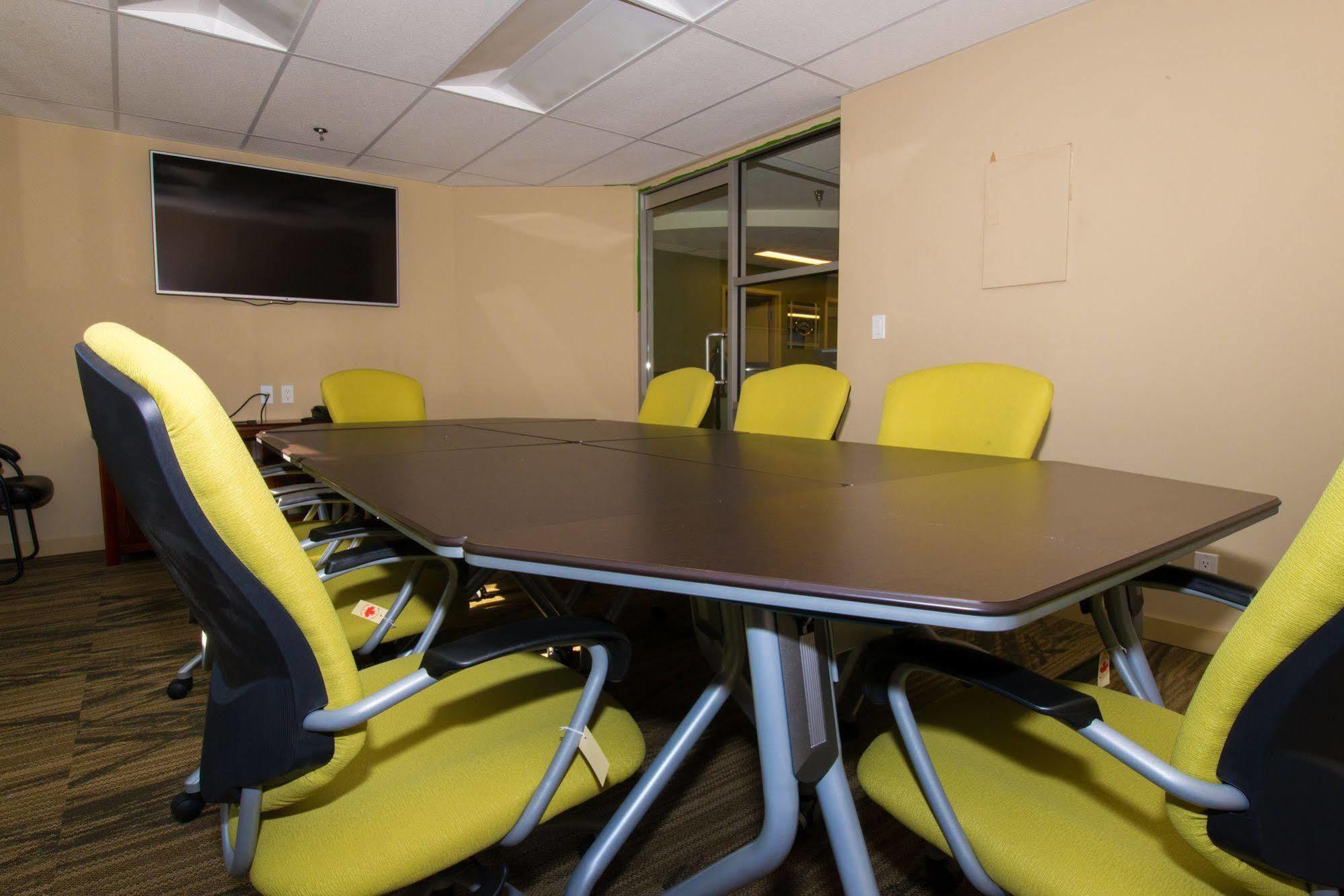 Capital Suites Yellowknife Εξωτερικό φωτογραφία