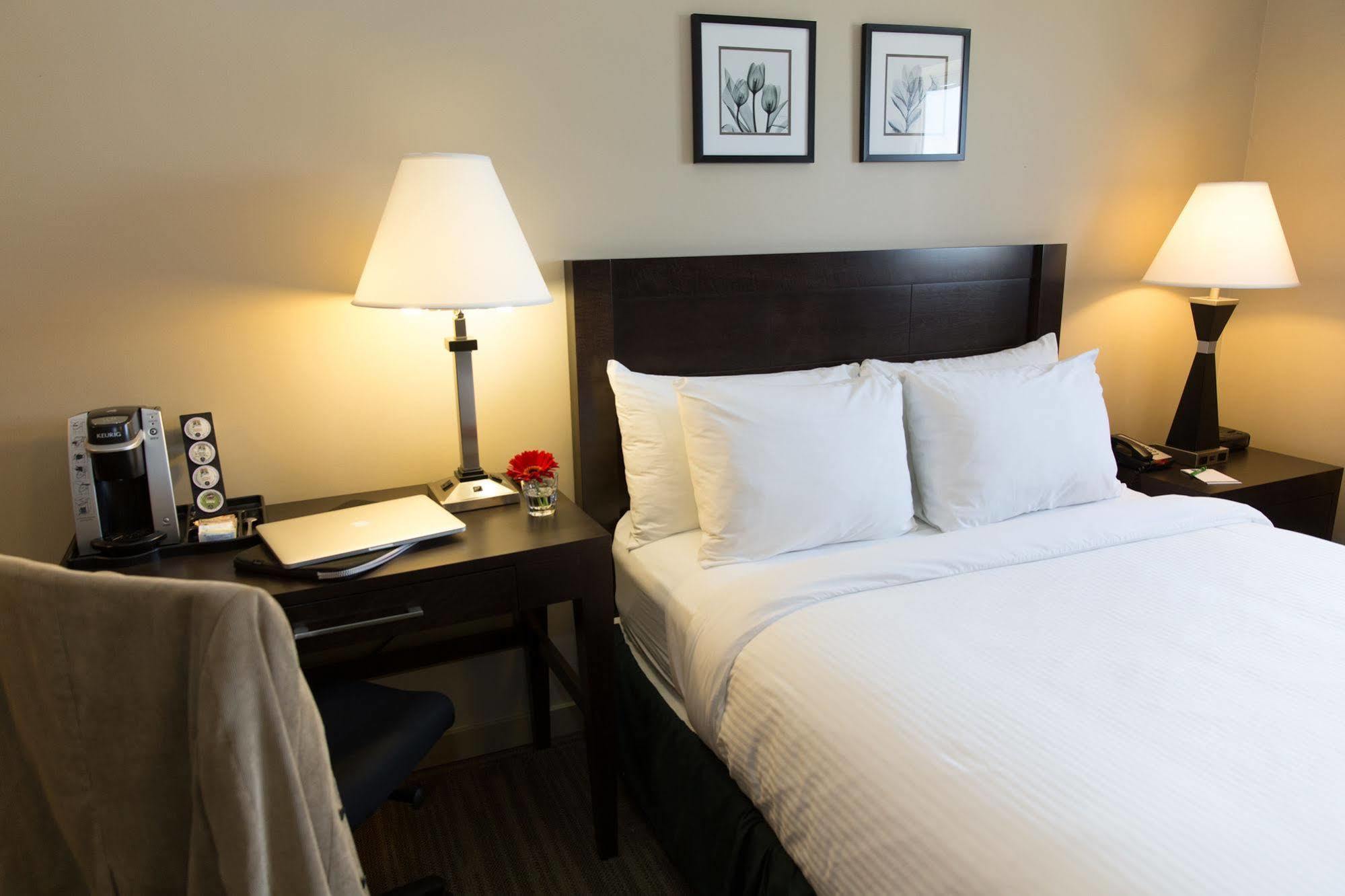 Capital Suites Yellowknife Εξωτερικό φωτογραφία